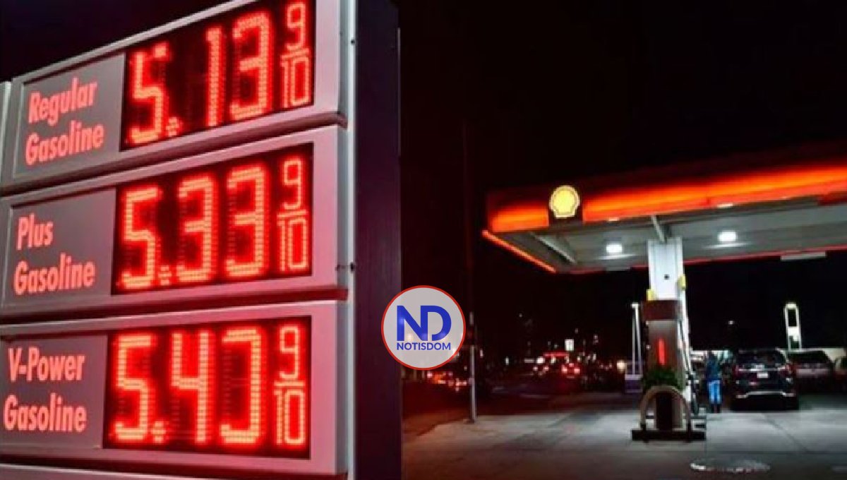 Precio gasolina en EEUU llega a 5 dólares por galón, lo nunca visto