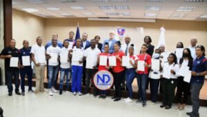 Infotep entregan certificados de capacitación a 59 deportistas