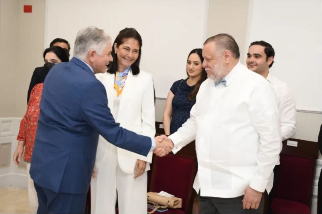 KALIL HACHE Y EDUARDO ESTRELLA Senado reconoce de manera póstuma al general Kalil Haché Malkún