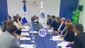 Vicepresidenta Raquel Peña coordina con viceministros continuidad de labores en Medio Ambiente