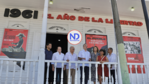 Presidente Abinader resalta valentía de puertoplateños en lucha contra el trujillismo