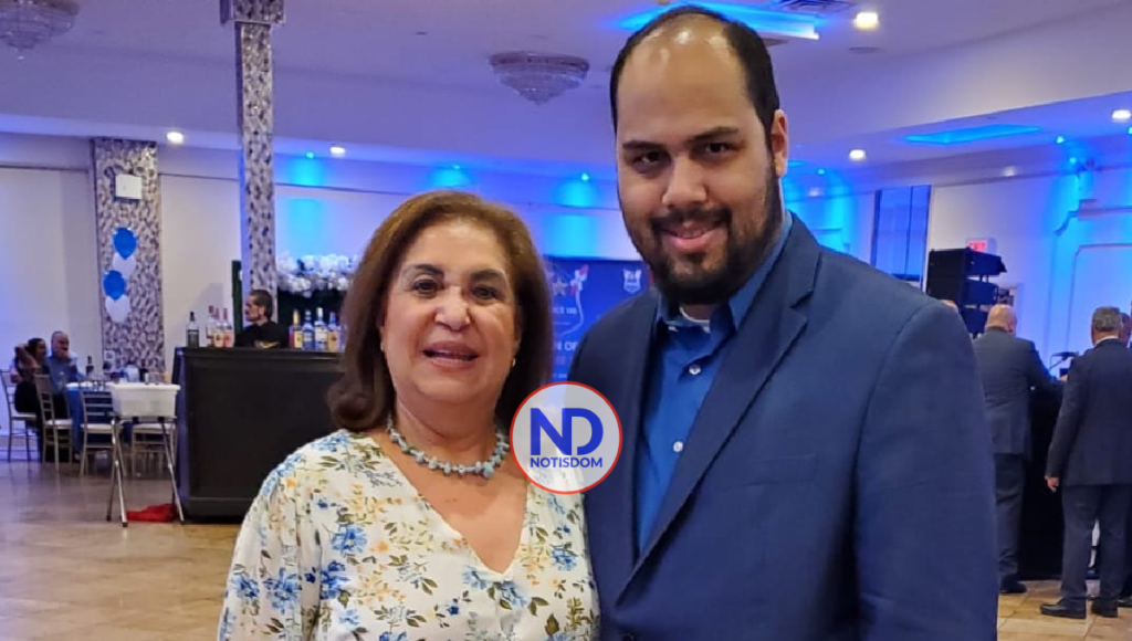 NOTISDOM FOTOS 2022 06 27T150719.734 Francia Vargas exhorta a padres de hijos nacidos en USA a hacerlos ciudadanos dominicanos