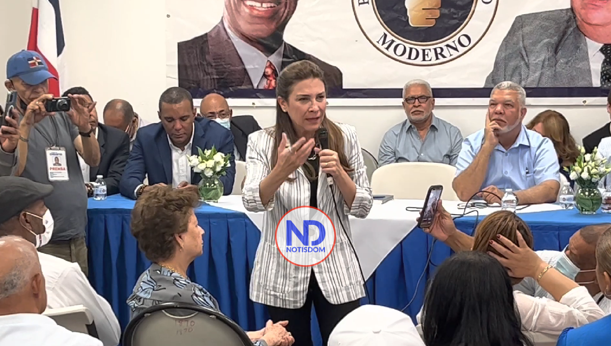 Carolina Mejía pide respeto, unidad y amor por reelección de Abinader en seccional PRM NY