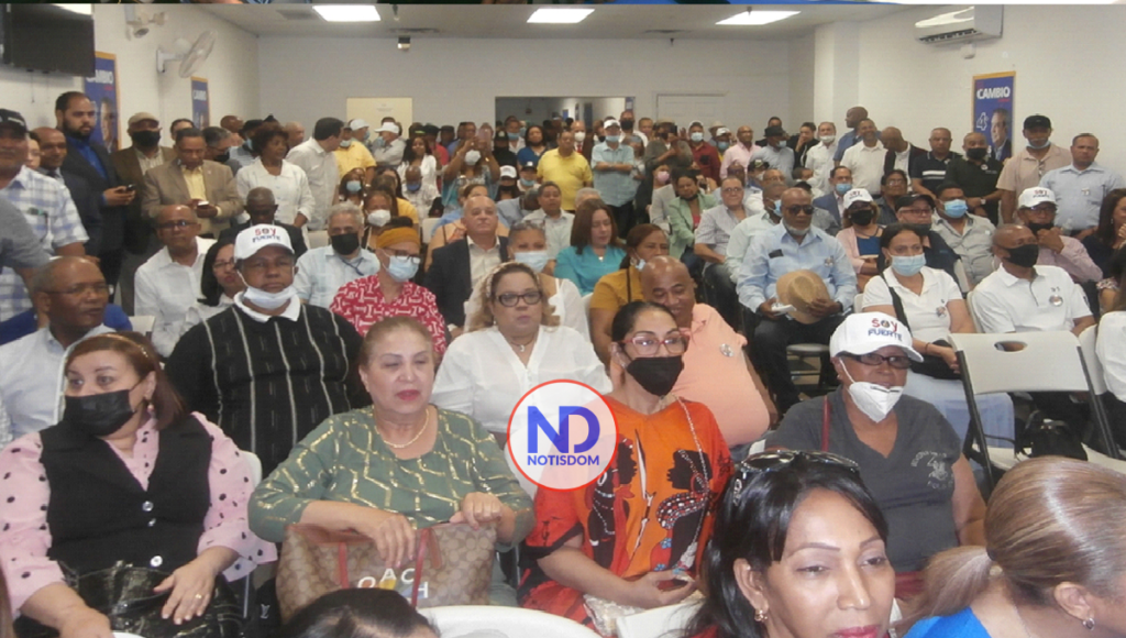 NOTISDOM FOTOS 2022 06 30T104126.717 Carolina Mejía pide respeto, unidad y amor por reelección de Abinader en seccional PRM NY