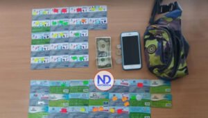 Arrestan a un hombre al que le ocupan 49 tarjetas de ayudas del Gobierno