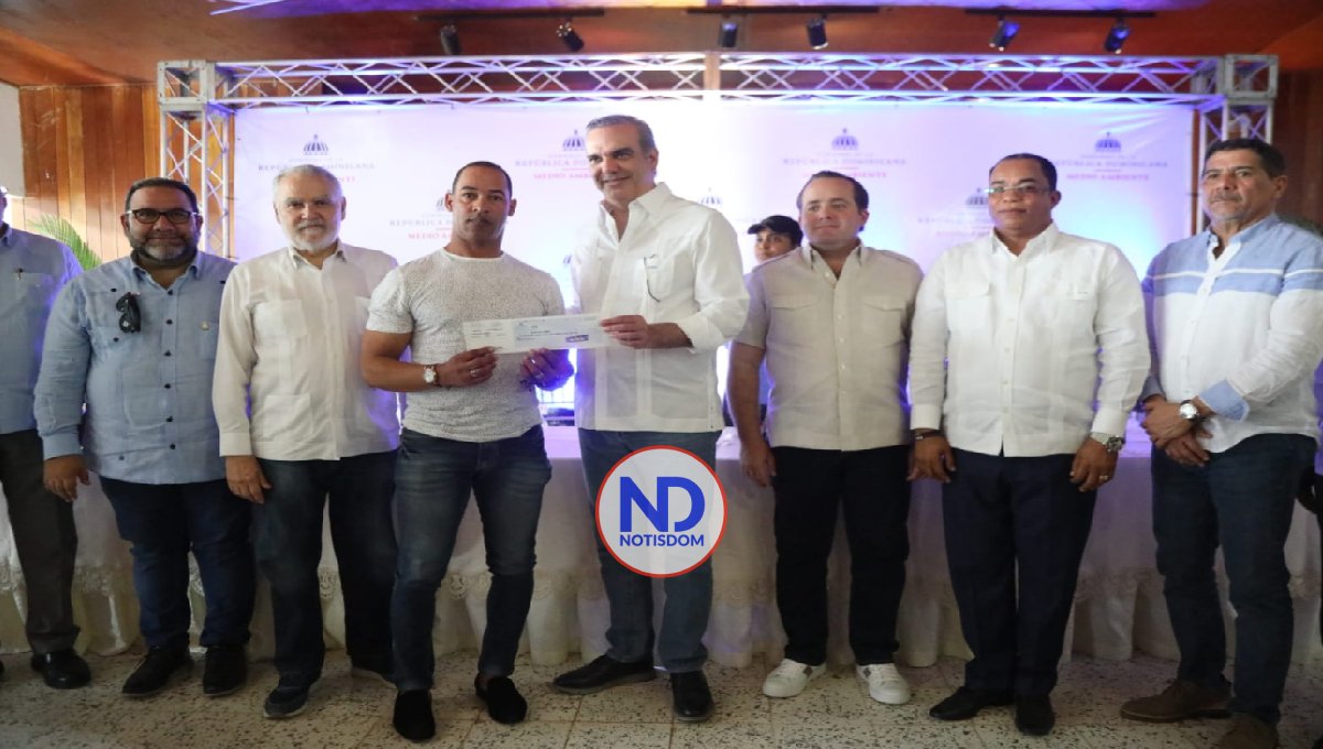 Abinader entrega RD$124 millones para indemnizar a ex agricultores en Valle Nuevo