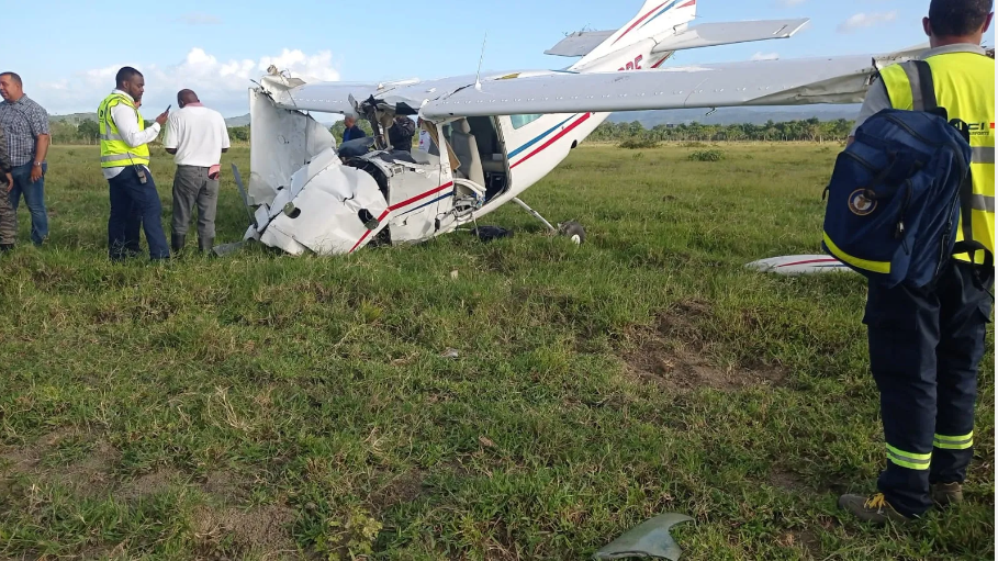AVIONETA 2 Al menos un muerto y un herido tras avioneta precipitarse en Puerto Plata