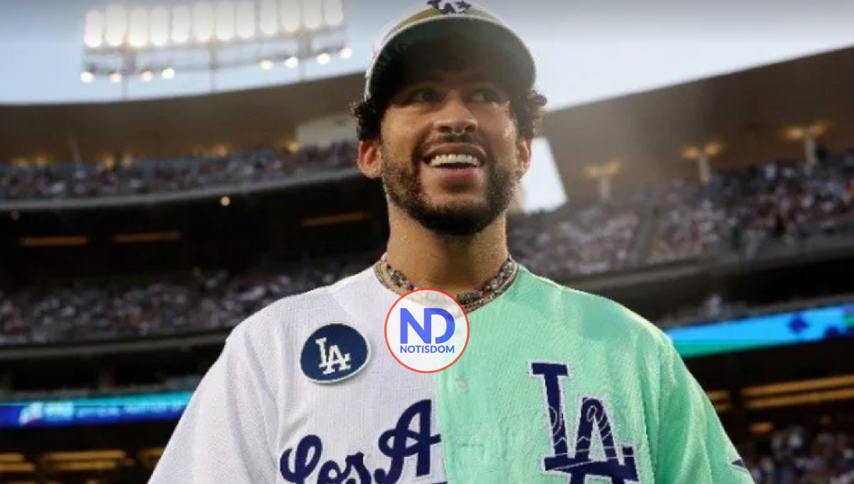 Bad Bunny, al frente de los famosos que abrieron el All-Star de Grandes Ligas 2 Bad Bunny, al frente de los famosos que abrieron el All-Star de Grandes Ligas