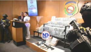 Detienen tres con 321 paquetes de cocaína y diez pacas marihuana