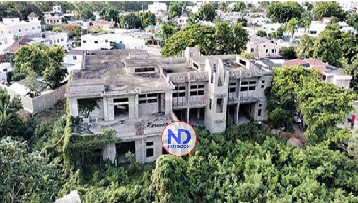 Edificio para bomberos lleva 12 años paralizado en Santiago