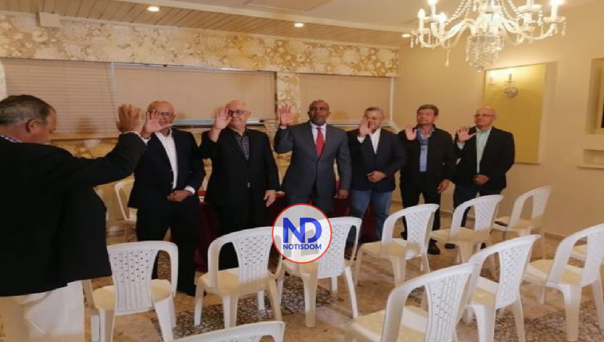 Club Deportivo Naco instala la nueva directiva de la Liga de Golf 2 Club Deportivo Naco instala la nueva directiva de la Liga de Golf