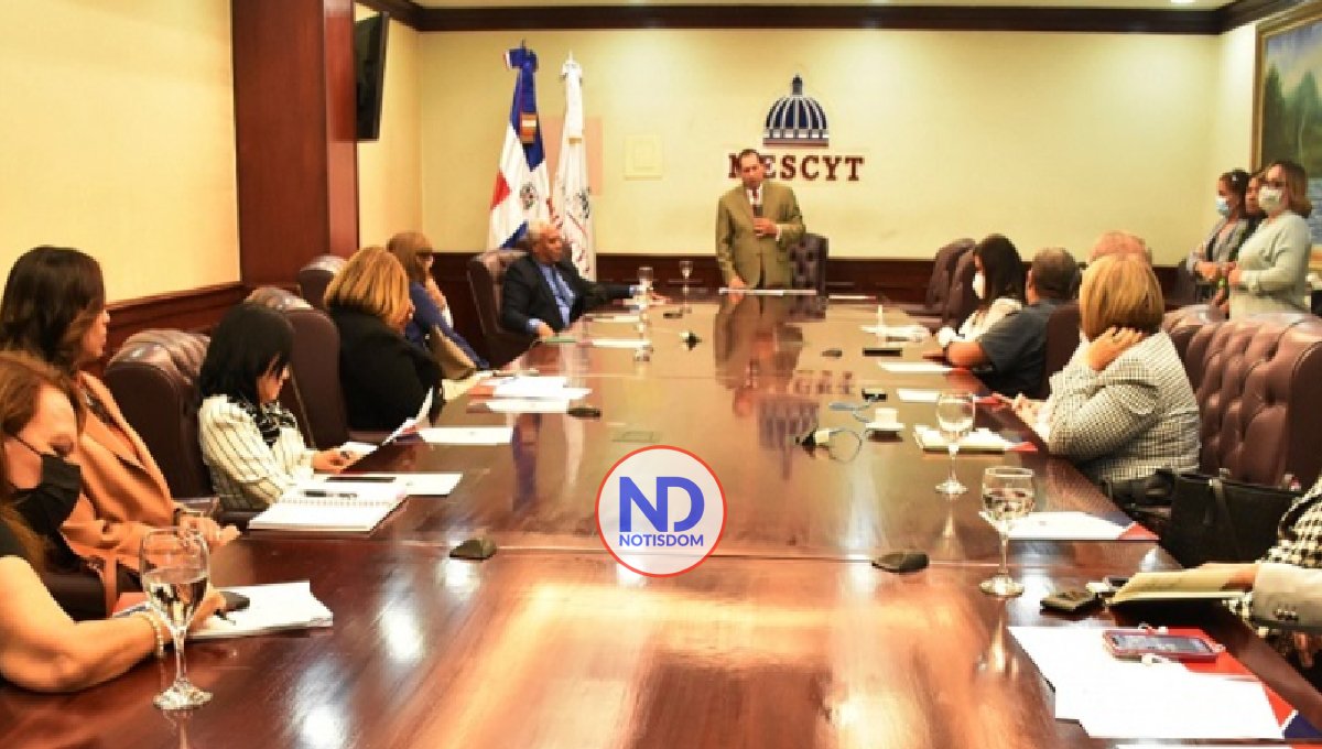 Las escuelas de medicina del país reciben comparabilidad con EU