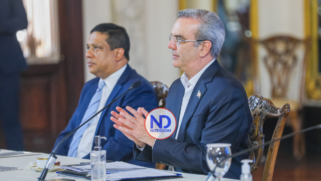 NOTISDOM FOTOS 2022 07 06T221137.094 Presidente Abinader prioriza mipymes industriales en procesos de compra de 18 instituciones estatales