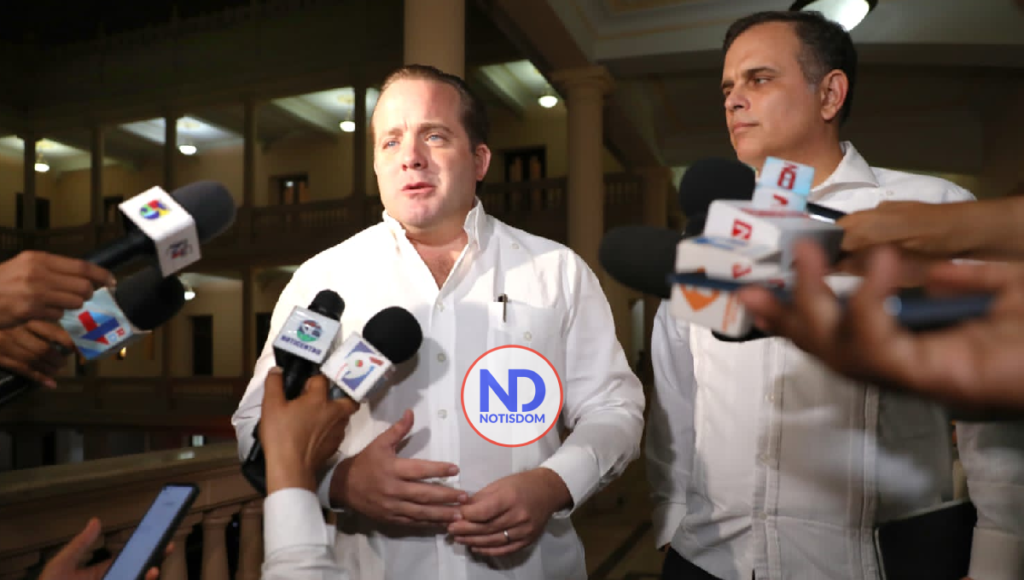 NOTISDOM FOTOS 2022 07 09T121529.716 Presidente Luis Abinader encabeza Consejo de Ministros y Directores; tratan Presupuesto 2023