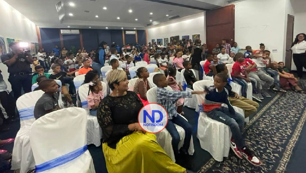 NOTISDOM FOTOS 2022 07 16T110035.877 Lanzan en Santo Domingo movimiento "Promoviendo la Cultura en RD"