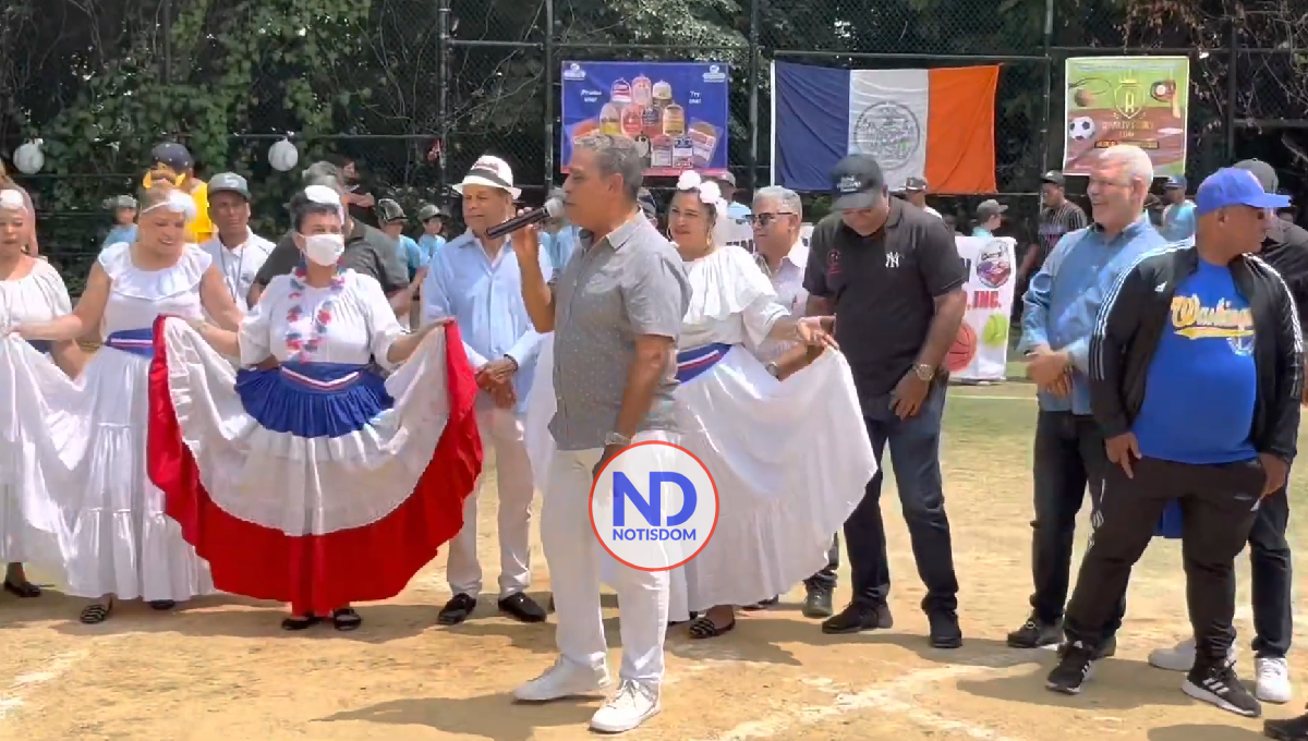 Congresista Adriano Espaillat anuncia juego entre Licey y Águilas en el Yankee Stadium 2 Congresista Adriano Espaillat anuncia juego entre Licey y Águilas en el Yankee Stadium
