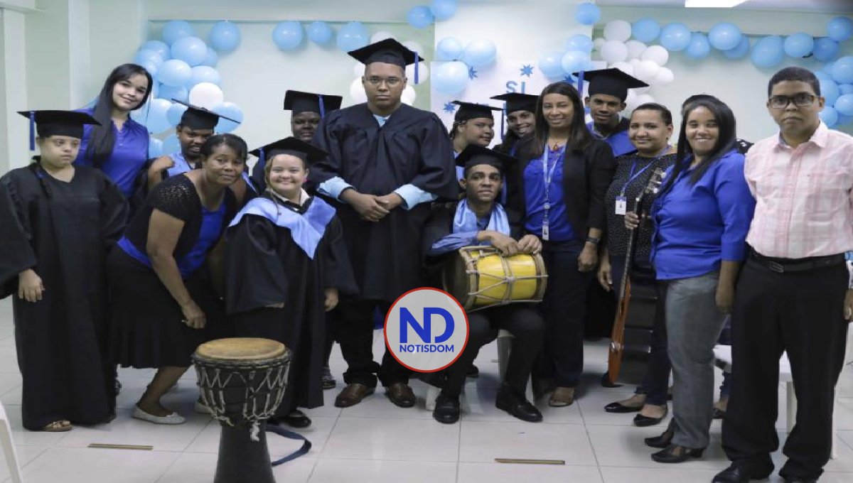 Supérate gradúa a 15 jóvenes con autismo y síndrome de Down 2 Supérate gradúa a 15 jóvenes con autismo y síndrome de Down