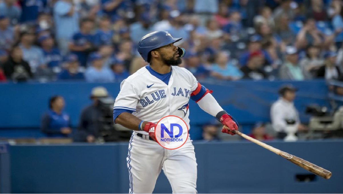 Hernández y Guerrero la sacan en victoria de Azulejos de Toronto