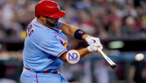 Albert Pujols dispara dos jonrones y llega a 692 en su carrera de GL