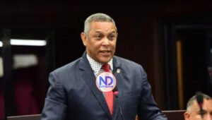 PRM escoge a Franklin Romero como su vocero en el Senado