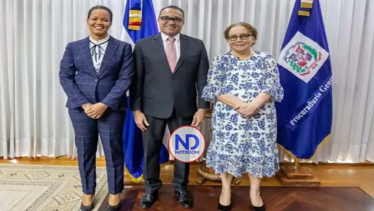 Magistrada Germán Brito juramenta dos nuevos procuradores adjuntos