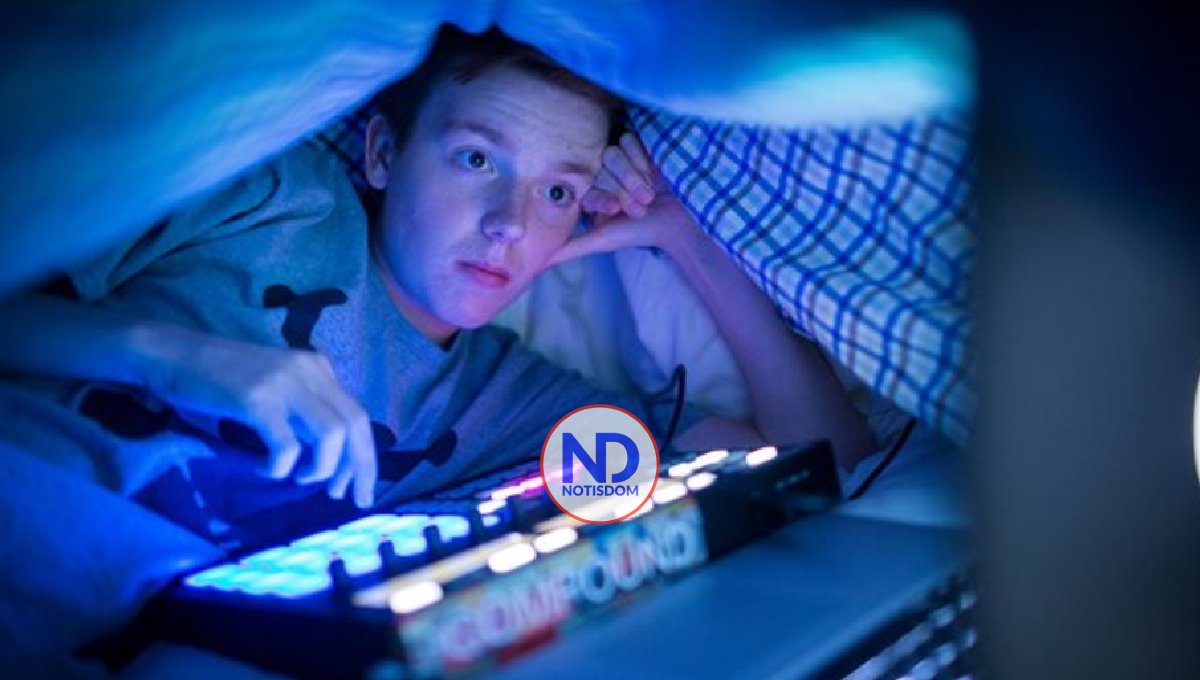 Adolescentes duermen menos 8 horas tiene mas riesgo sobrepeso