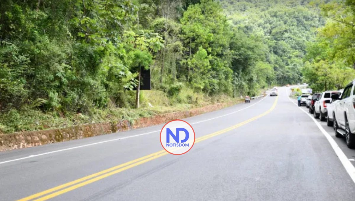 Gobierno inaugura carretera Loma Mala en Maimón 2 Gobierno inaugura carretera Loma Mala en Maimón