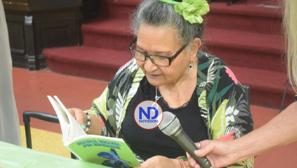 Ponen en circulación el libro «Gracias Corazón por Esperarme», de Bernarda Dávila