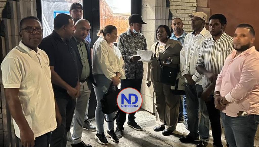 Dirigentes PRM NY arremeten contra la Comisión Nacional organizadora de la convención 3 NOTISDOM FOTOS 2022 08 21T030737.590 Dirigentes PRM NY arremeten contra la Comisión Nacional organizadora de la convención