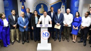 PRM mantendrá a Eduardo Estrella y Alfredo Pacheco al frente del Congreso