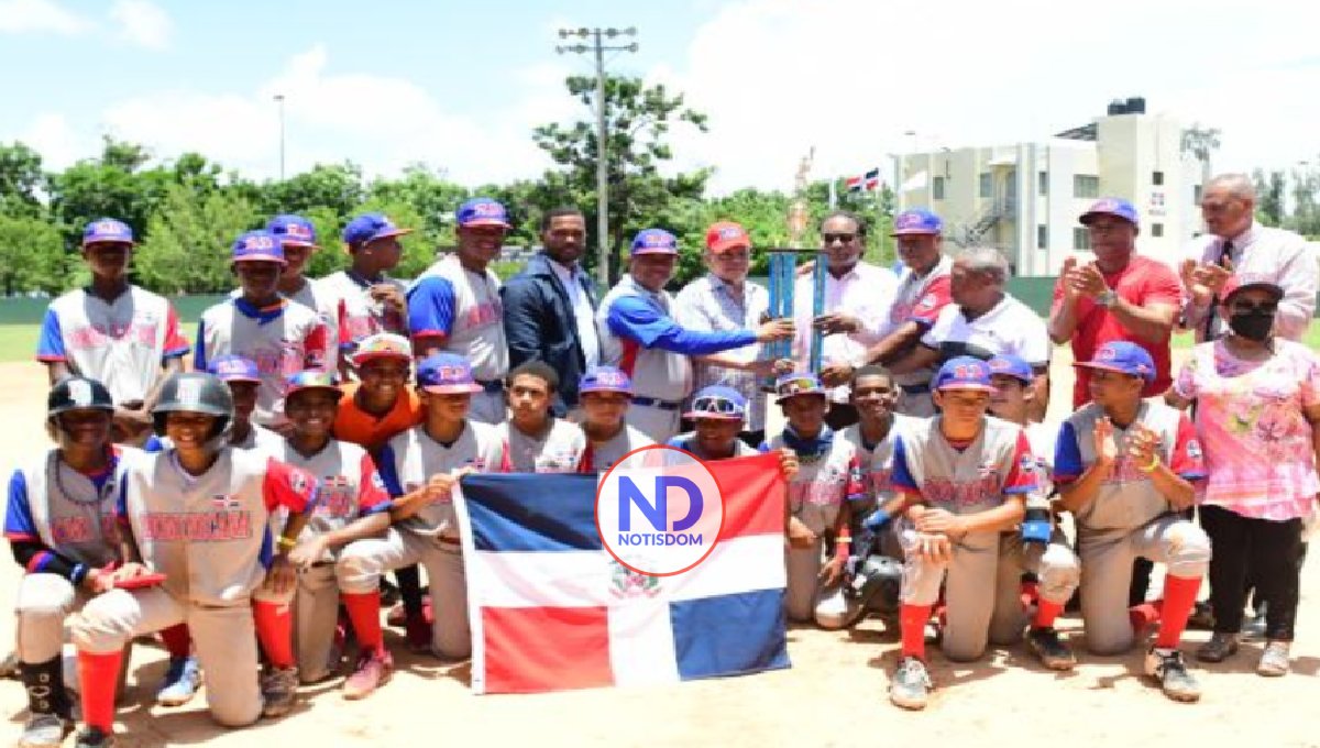 RD conquista Torneo Panamericano de Béisbol