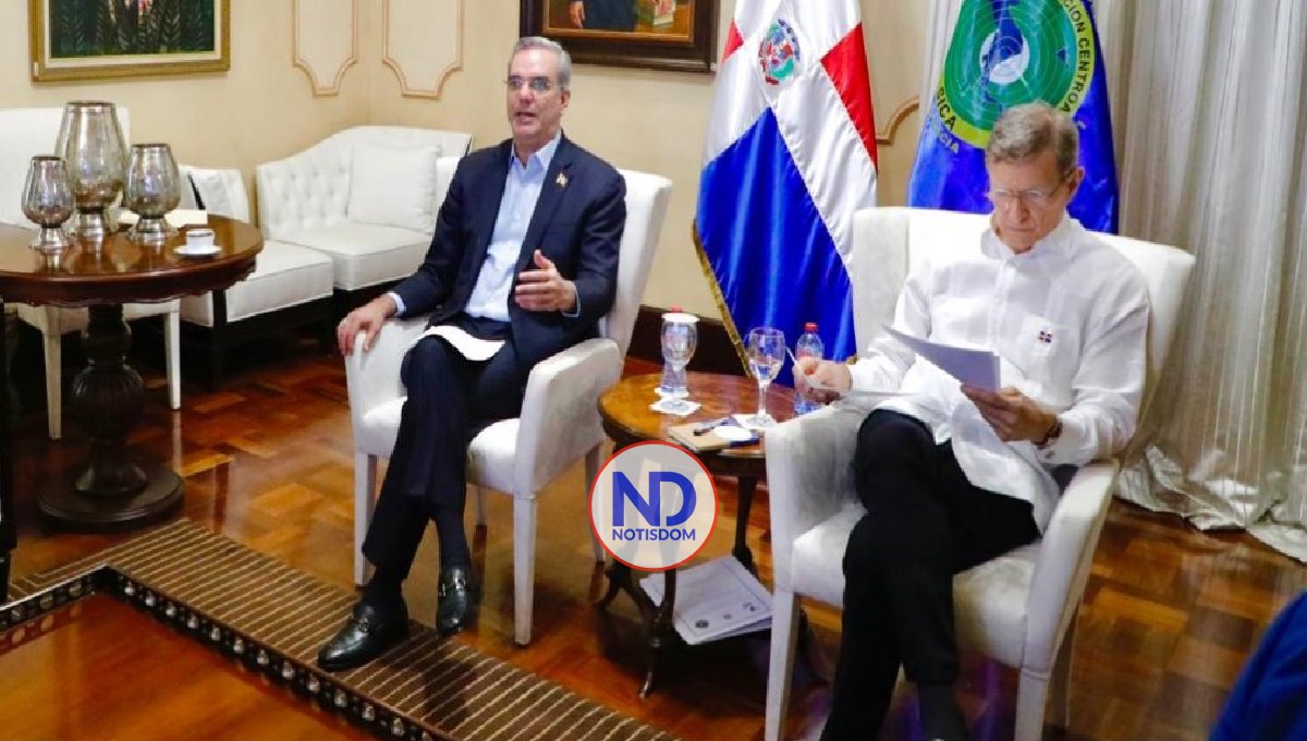 Presidente Abinader preside reunión extraordinaria del SICA