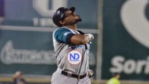El dominicano Rainel Rosario líder en jonrones e impulsadas en México