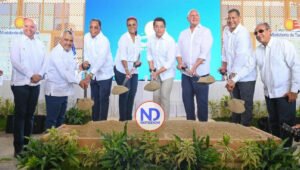 Ministro da primer palazo para el remozamiento malecón Samaná