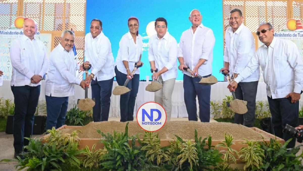 Ministro da primer palazo para el remozamiento malecón Samaná