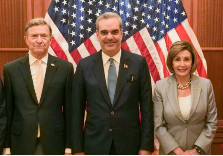 Presidente Abinader se reúne en Washington con Nancy Pelosi 3 ABINADER ALVAREZ Y PELOSI Presidente Abinader se reúne en Washington con Nancy Pelosi