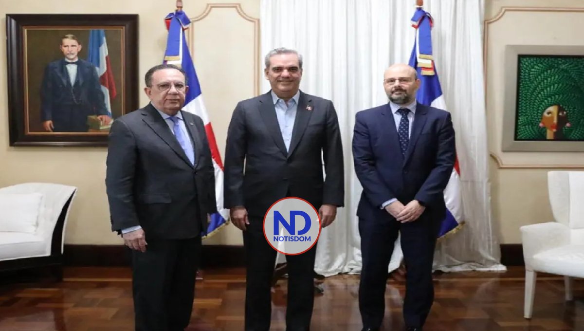 Presidente Abinader recibe al nuevo jefe de misión del FMI 2 Presidente Abinader recibe al nuevo jefe de misión del FMI
