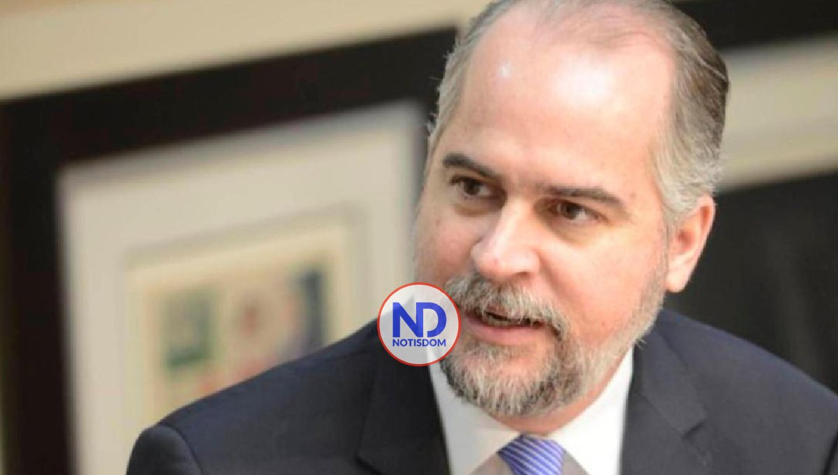 Presidente confirma a Fernández en SB; designa varios en MINERD