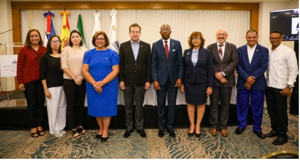 BISONO 5 Gobierno presenta proyecto para mujeres empresarias de frontera