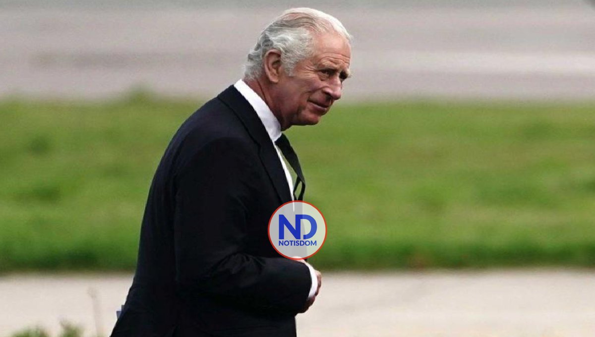 Carlos III descansa en su residencia privada antes del funeral de su madre