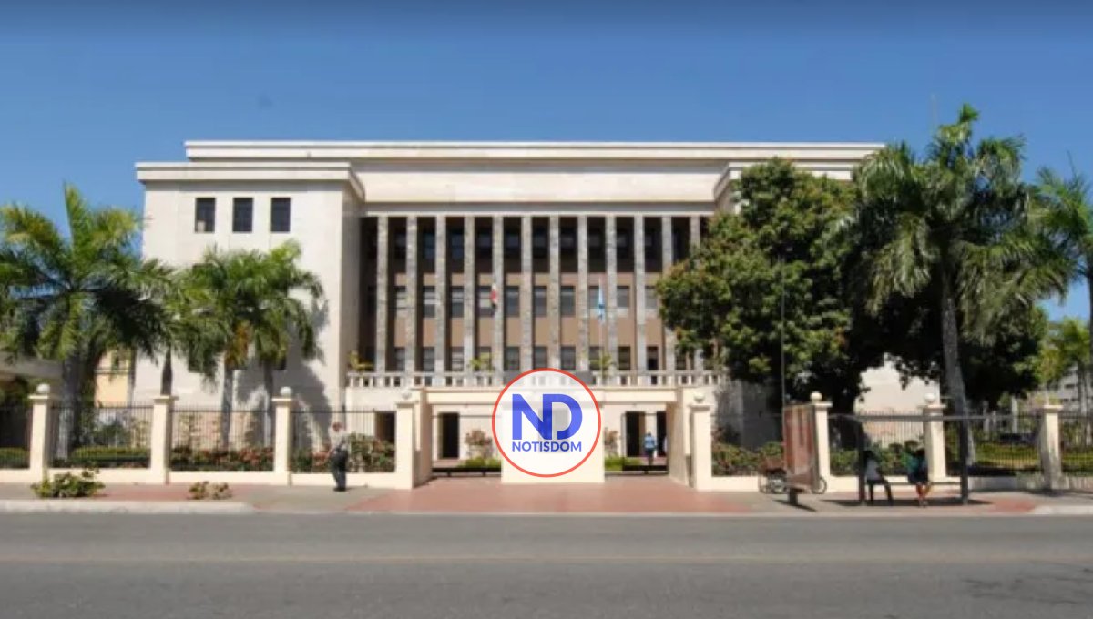 Instruyen a colegios privados suspender docencia hasta el miércoles 21 por Fiona