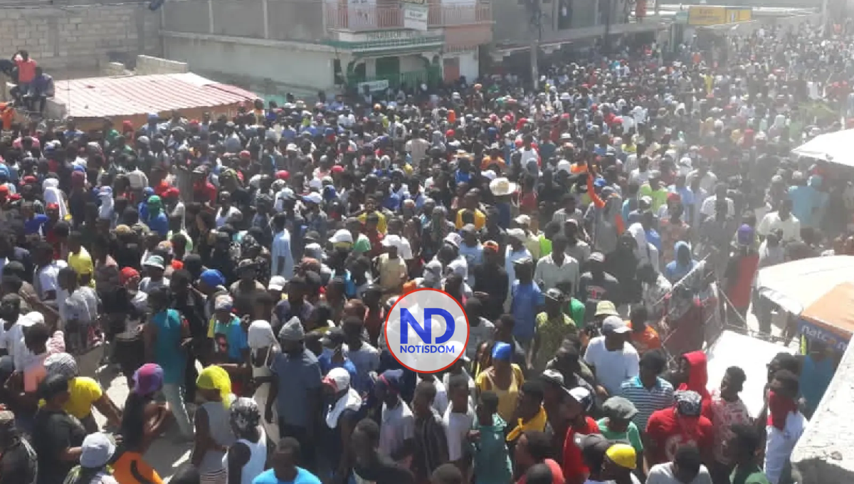 Se acrecienta crisis en Haití: Pandilla de «Barbecue» secuestra suministro de combustibles