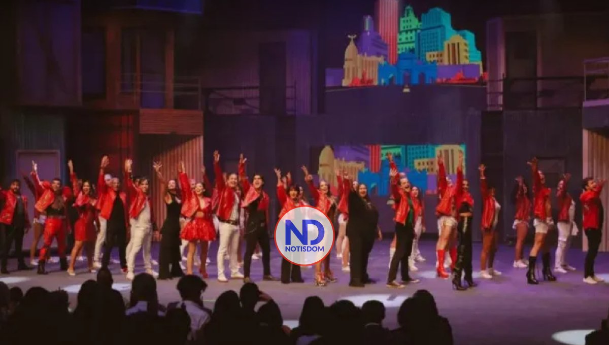 Hoy No Me Puedo Levantar” estremece la Sala Principal del Teatro Nacional con un viaje a los años 80