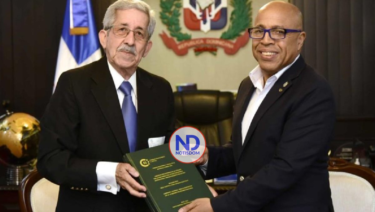 CES entrega a Pacheco informe mesa temática reforma electoral