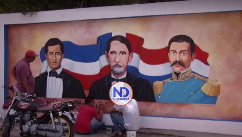 Pintan murales de figuras del arte y preservan legado en Santiago R.