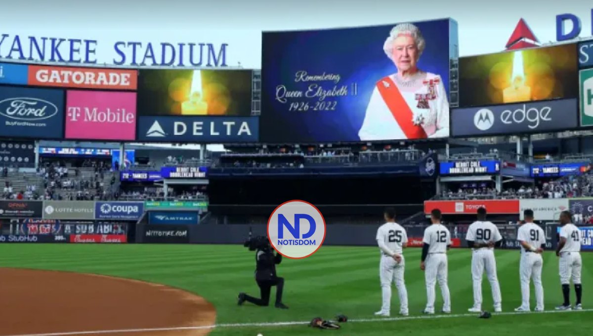 Yankee Stadium le dedica un minuto de silencio a la reina Isabel II