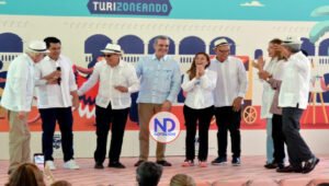 Abinader da primer picazo para la rehabilitación de calles en la Ciudad Colonial