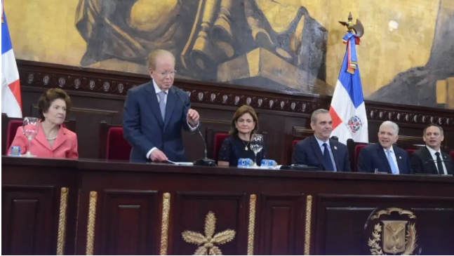 ABINADER Y PEPIN Senado dominicano reconoce al empresario José Luis Corripio E.