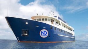 Nave científica Blue Manta arriba este jueves al puerto Sans Souci