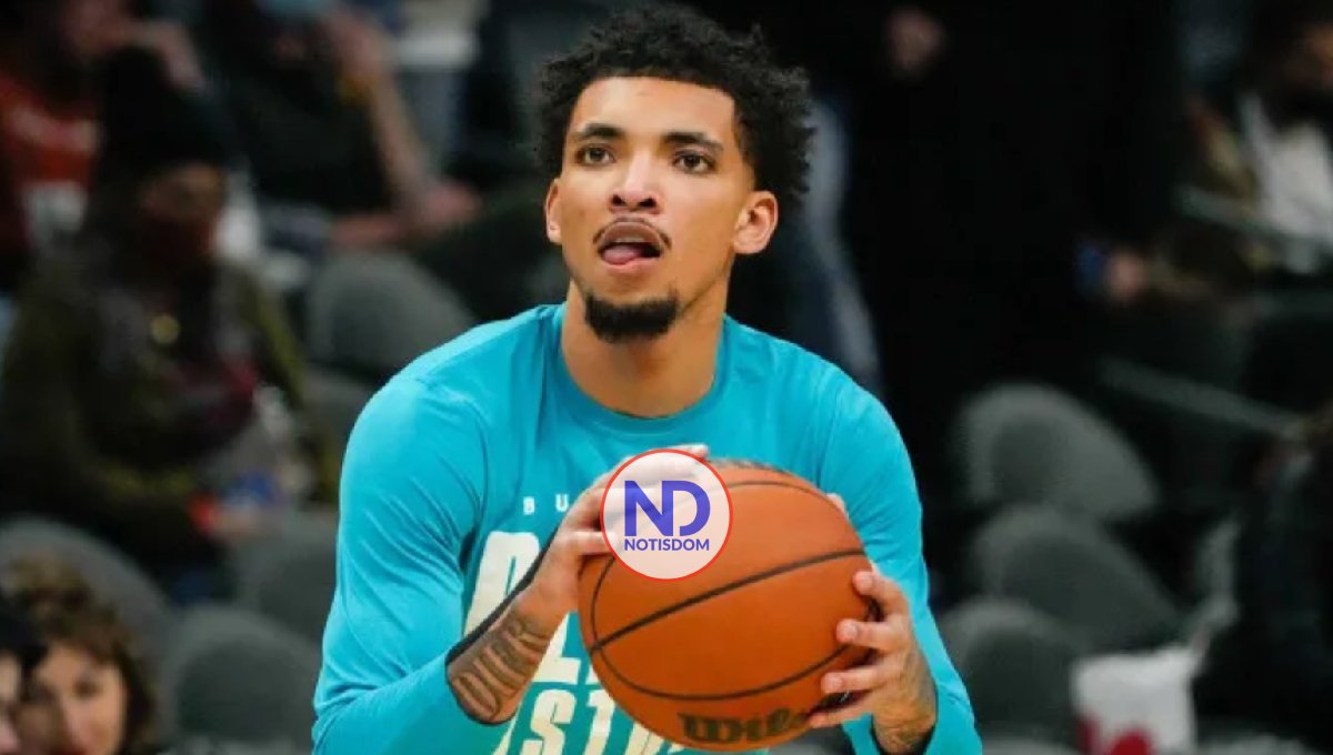 Arrestan a Bouknight, de los Hornets, ebrio, inconsciente y armado en su auto